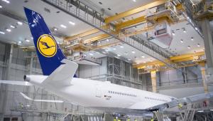 Airbus A350 na hali montażowej w Tuluzie. Fot. Materiały prasowe
